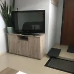 Kaszubskie Nad Jeziorem Деревянный коттедж *