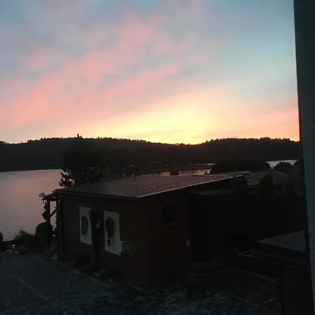 Kaszubskie Nad Jeziorem Ostrzyce