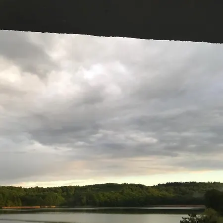 Kaszubskie Nad Jeziorem ロッジ *