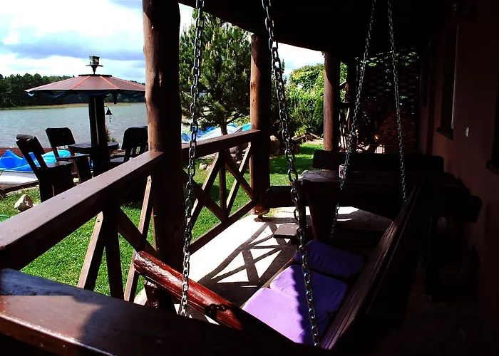 Kaszubskie Nad Jeziorem Jaktstuga *