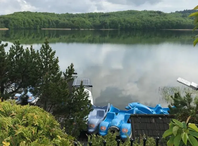 Kaszubskie Nad Jeziorem Jaktstuga *