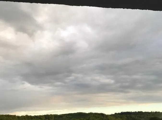 Kaszubskie Nad Jeziorem Jaktstuga *